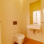 Elegance @ Chiado By Upperground アパート
